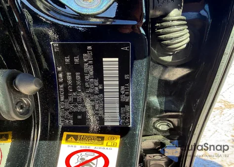 2019 Toyota Highlander Le from USA, damaged, VIN 5TDBZRFH3KS745194